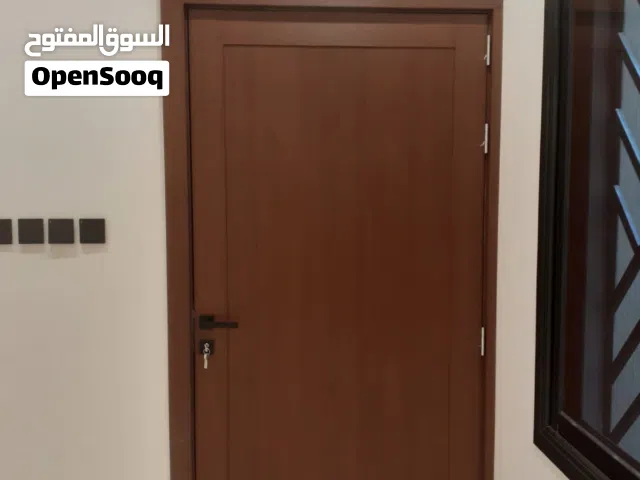 ابواب دبليو ابواب المنيوم باب المنيوم شبابيك المنيوم ابواب خشب قشره جوز