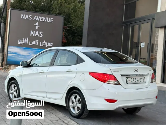 هيونداي اكسنت 1400