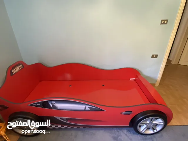 سرير أطفال سياره للبيع