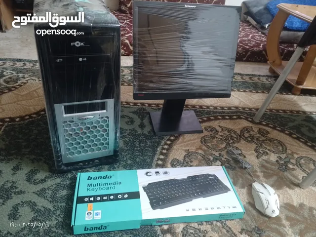 كمبيوتر شبه جديد للبيع مواصفات ممتازه