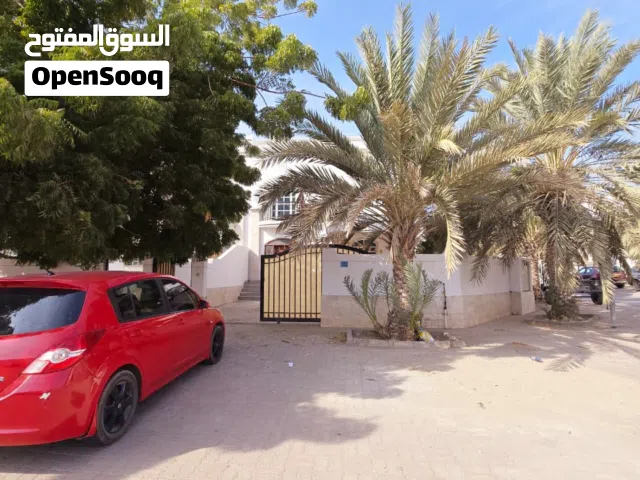 Semi Furnished Monthly in Muscat Al Mawaleh