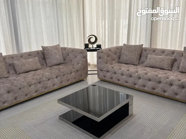 Luxury Velvet Chesterfield Sofa Set with Armchair – Like New Warranty Until 2026