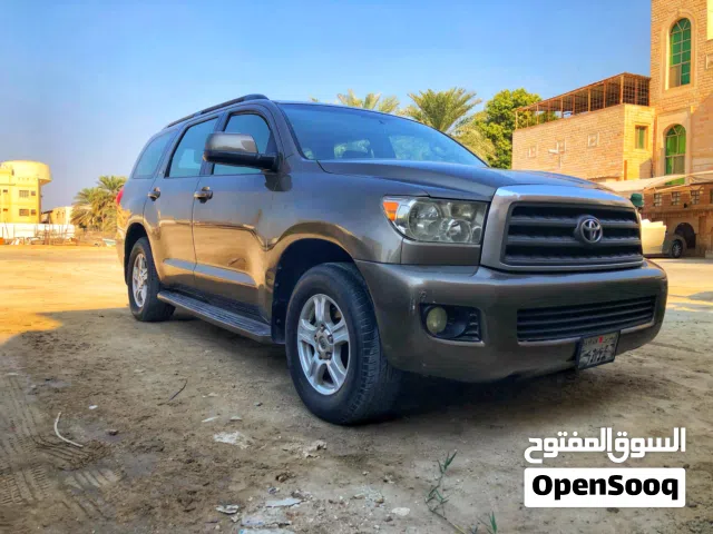 toyota sequoia 2010 sr5 V8 5.7      تويوتا سكويا 2010
