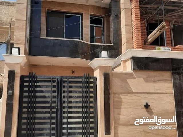 125m2 4 Bedrooms Townhouse for Sale in Baghdad Dora