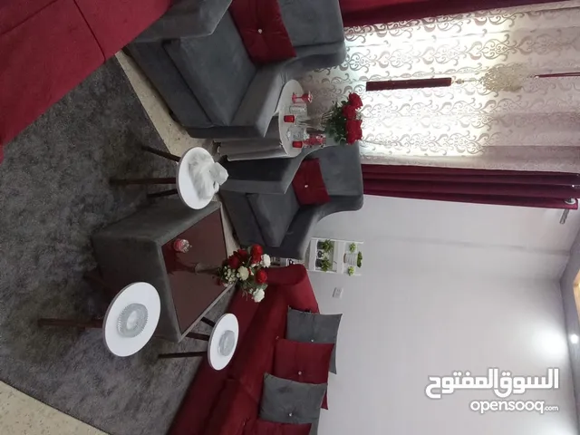 كنب مستعمل بحالة الوكالة نظيف جداً