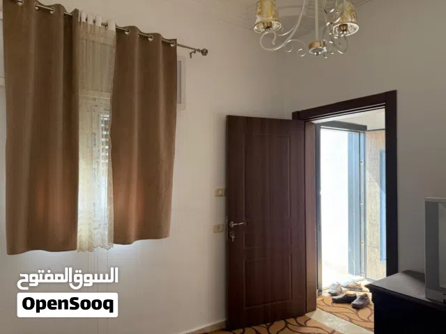 70 m2 2 Bedrooms Townhouse for Rent in Tripoli Ain Zara