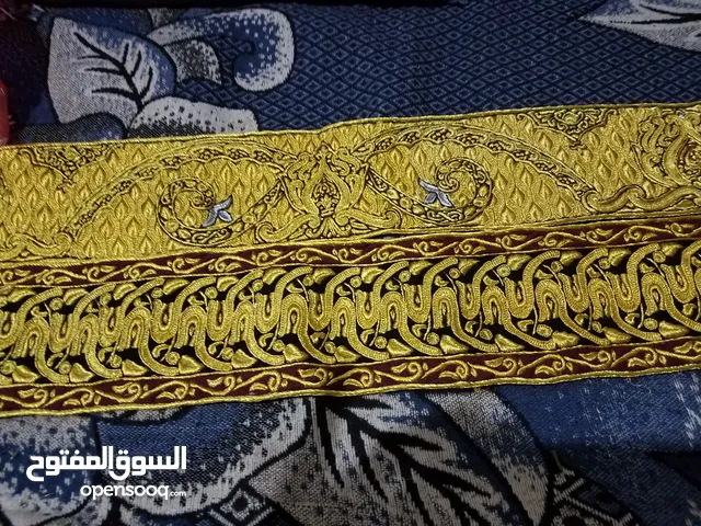 خياطة يدوية للأحزمة اليمنية الأصيلة ( خياط شغل يد )