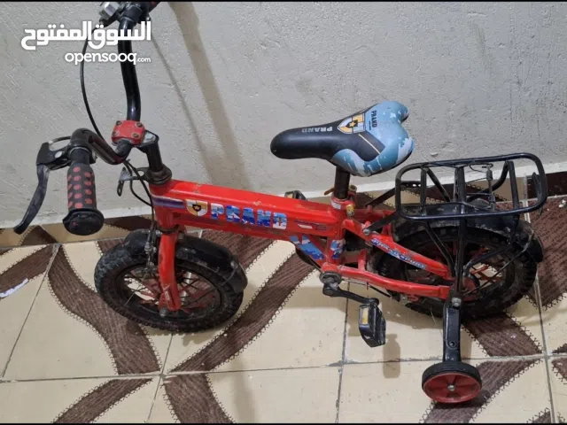 عجلة اطفال مقاس 12 بحالة جيدة جدا ومتينة جدا