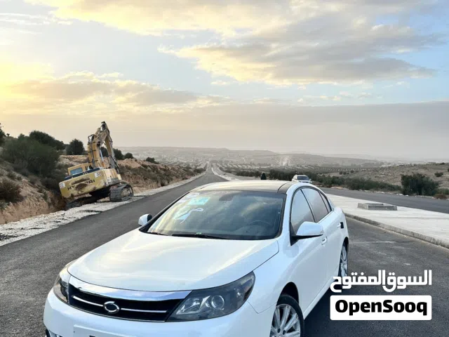 Used Samsung QM5 in Tarhuna