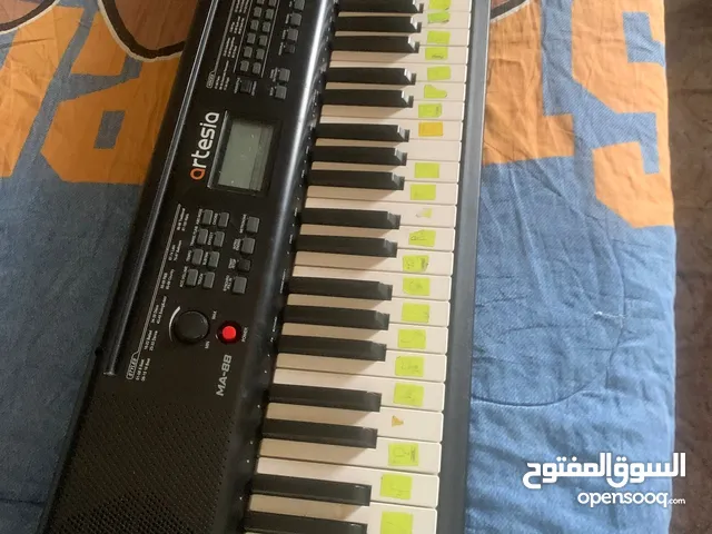 بيانو حجم كبير