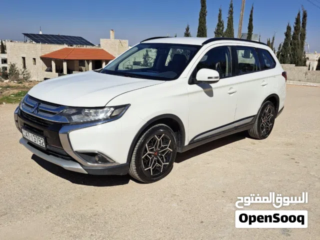 2016 Mitsubishi Outlander Standard