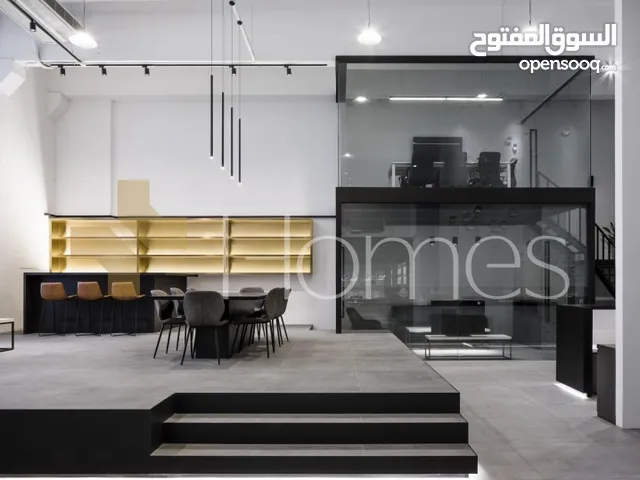 معرض تجاري للبيع في عمان البوليفارد ، مساحة الكلية 300م