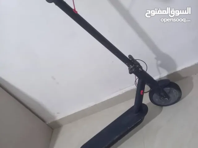 سكوتر مشا الله ربي يبارك للبيع السعر 700 نار مستعمل شهر بس