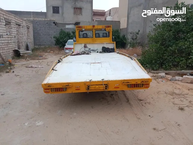 السياره فى وضع ممتاز صاله جديده على الاصلى