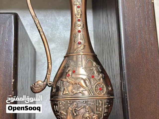 مزهريات وتحف وغيرها