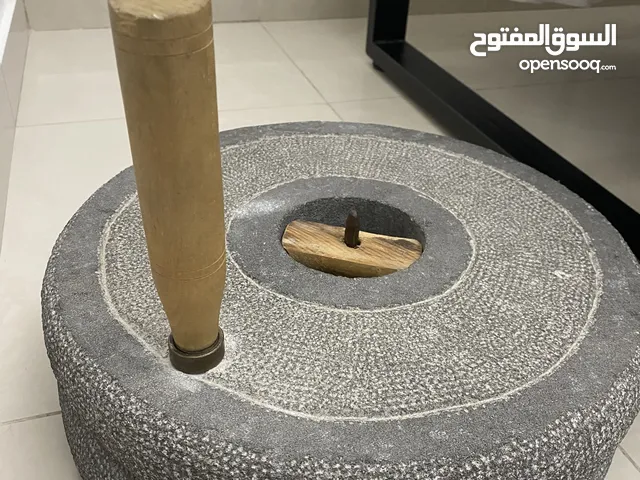 طحونه تراثيه قديمه بحاله ممتازه