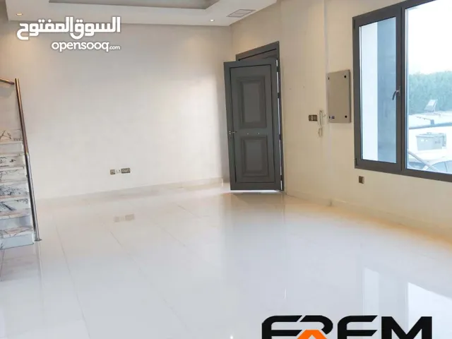 350 m2 2 Bedrooms Apartments for Rent in Hawally Salam