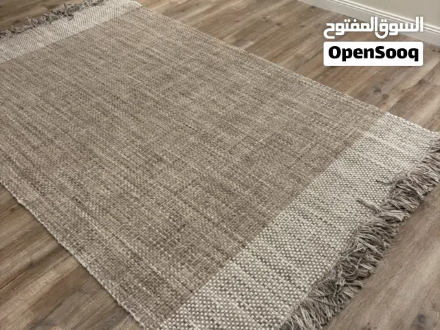 سجادة بوتري بارن جديدة