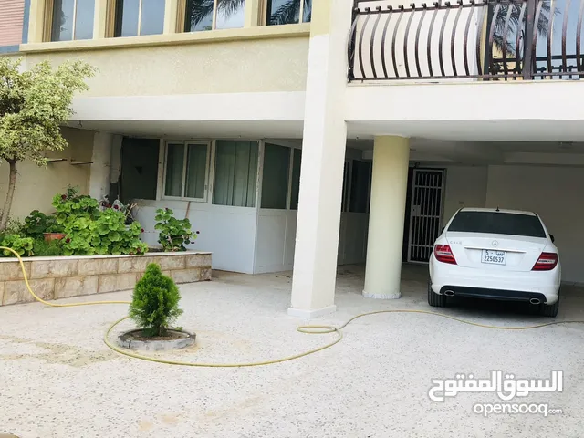 500m2 More than 6 bedrooms Villa for Rent in Tripoli Hai Alandalus