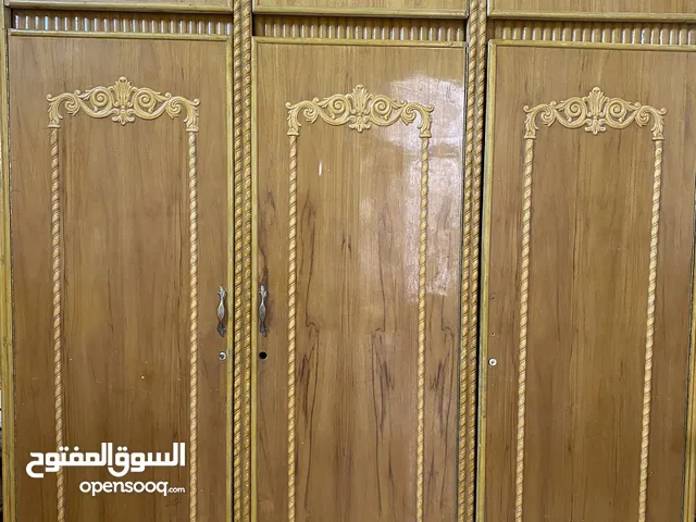 كنتور نظيف جدا للبيع مستعمل نظافه 90٪السعر 225 وبي مجال