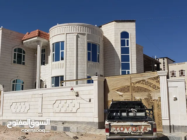311 m2 More than 6 bedrooms Villa for Sale in Sana'a Bayt Baws