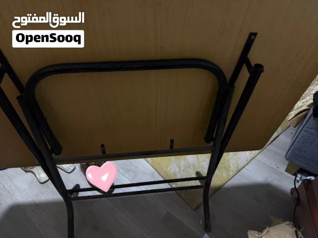 طاولة بحالة فوق الممتازة  تغلق وتفتح