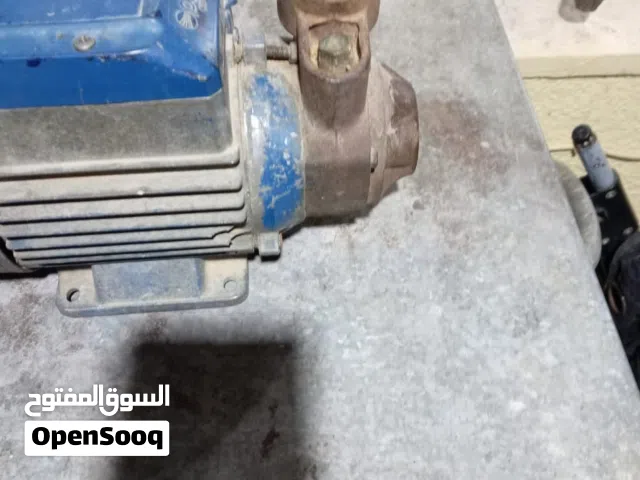 مضخه مياه صناعة ايطالي+لرئيس 25متر حجم كبير للبيع