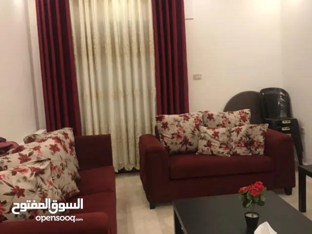 142 m2 5 Bedrooms Apartments for Rent in Amman Al Rawnaq