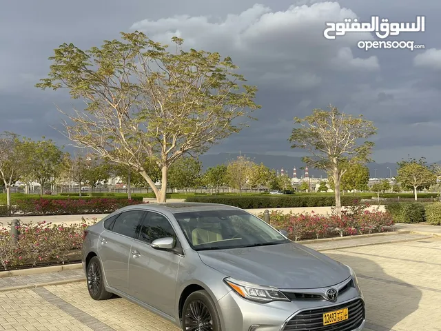 Toyota Avalon 2017 in Al Dakhiliya