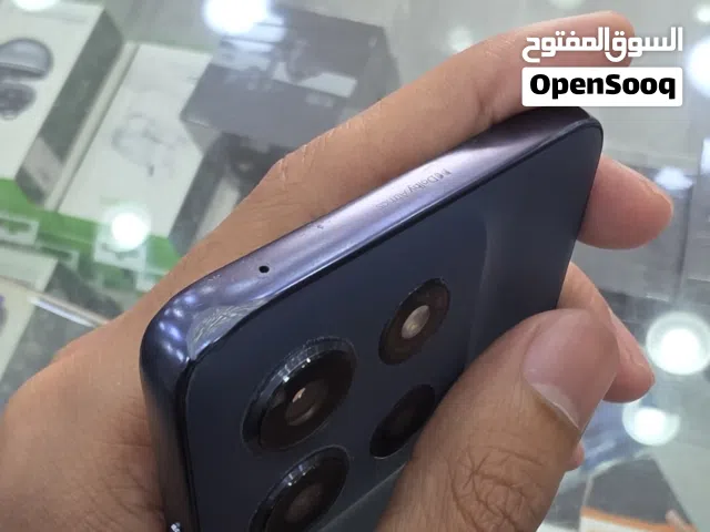 moto g56 5g 8 256 used only one corner is damage