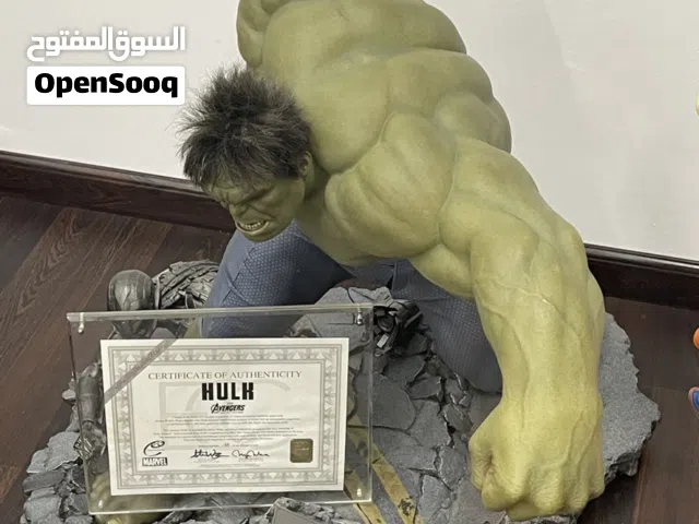 Hulk Auction Figure Scale