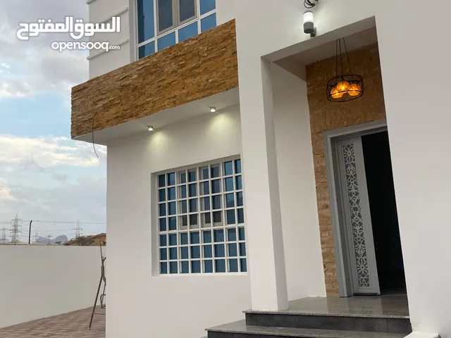 293m2 5 Bedrooms Townhouse for Sale in Muscat Rusail