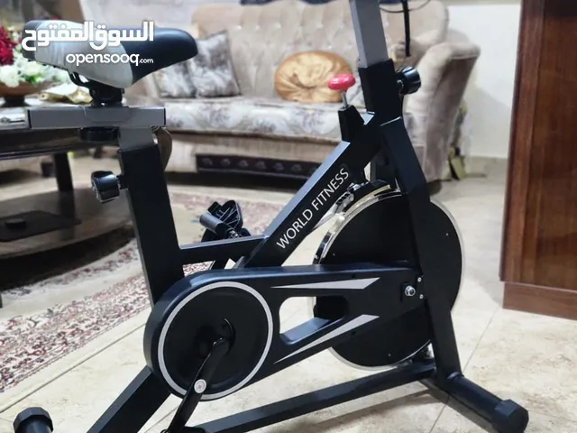 دراجة فخمه جدا مخصص تحمل أوزان عاليه كامل الاضافات الجديده