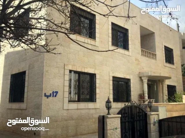 460 m2 3 Bedrooms Townhouse for Sale in Amman Tabarboor