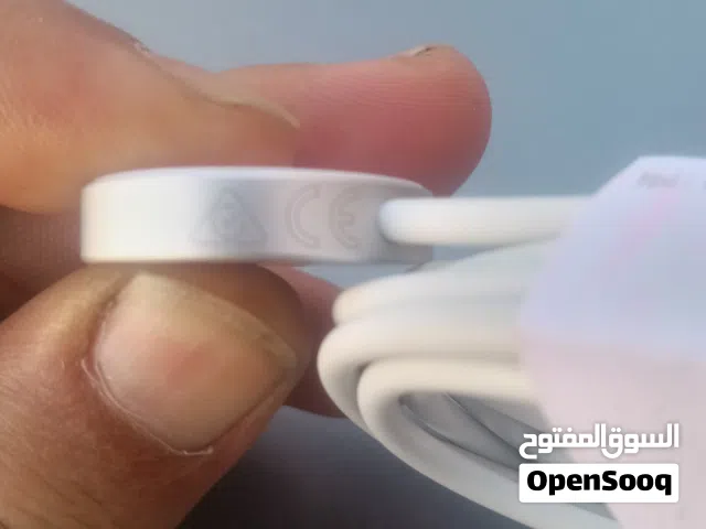 شاحن واتش ابل وايرليس أصلي جديد بالسريال نمبر