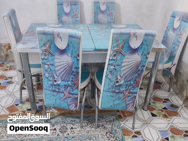 ميز طعام تركي  مع ست كراسي يمكن تكبيره أو تصغيره