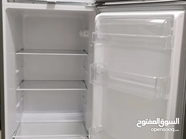 ثلاجة نيكاي،بحالة ممتازة جدا، بأبو ظبي-الشهامة