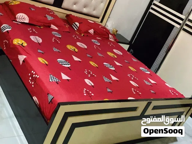للبيع المستعجل غرفة نوم كاملة للبيع بدون مرتبة