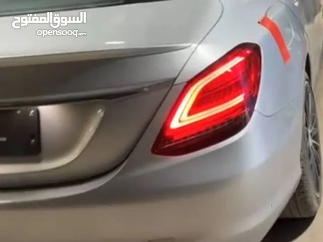 اسطب ايسار لمرسيدس C300 موديل 2020