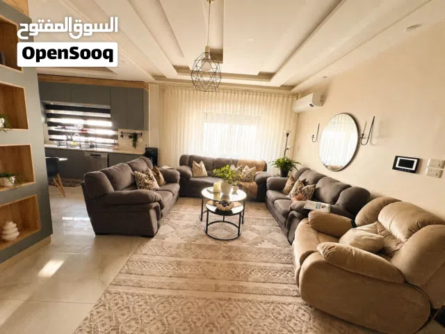 شقة في منطقة البنيات للبيع