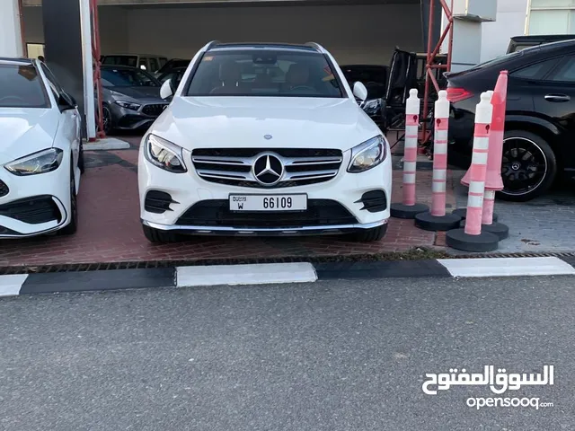 Mercedes GLC300 2016