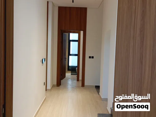 أبو صالح معلم دهانات الرياض  شغل نظيف  اسعار مناسبه