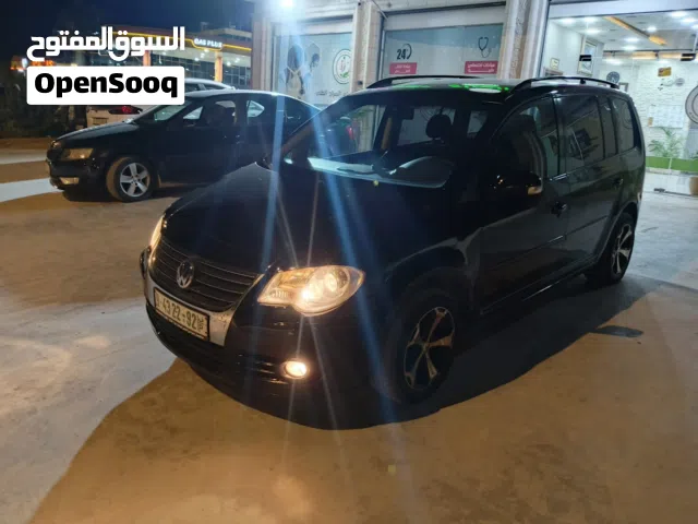 2009 فولكسفاغن توران Standard