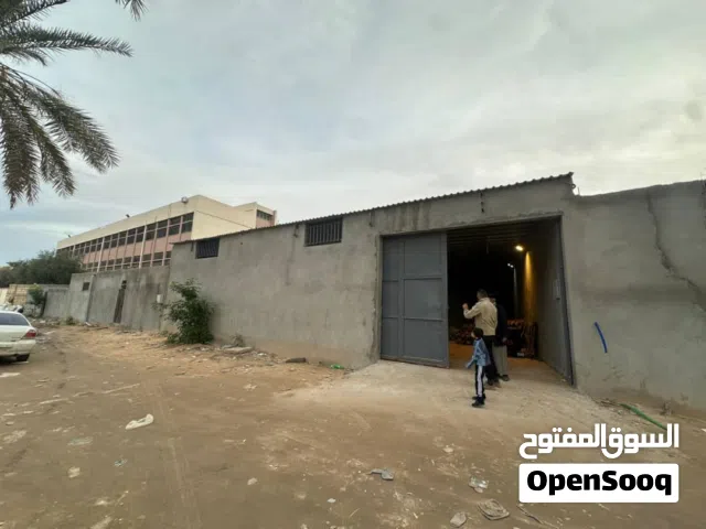 هنقر للبيع وليس الارض