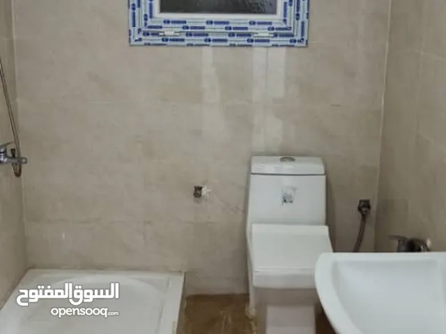190 m2 4 Bedrooms Townhouse for Rent in Tripoli Abu Saleem