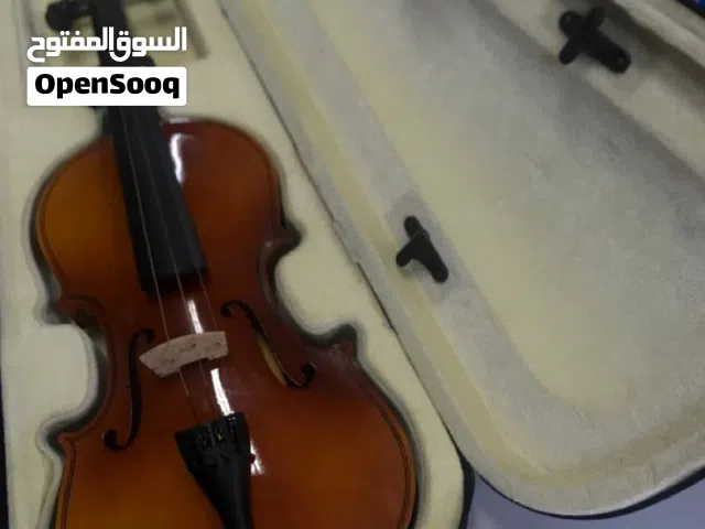 متوفر كمان روز وكريستينا