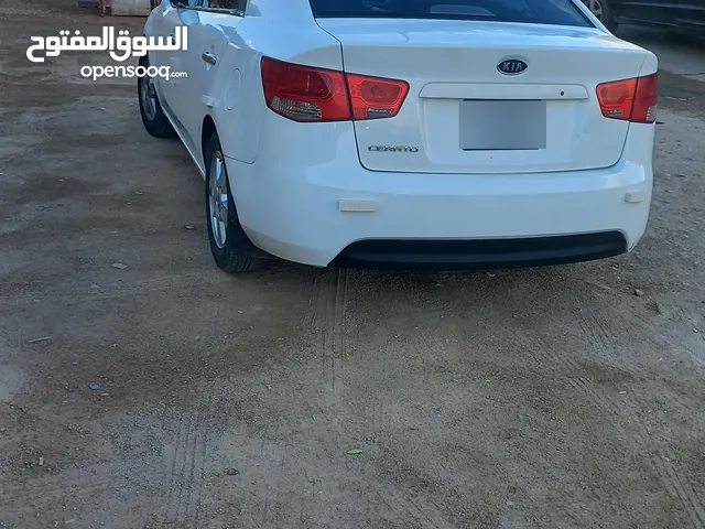 Used Kia Cerato in Tripoli