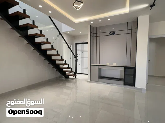 230 m2 4 Bedrooms Apartments for Sale in Irbid Petra Street