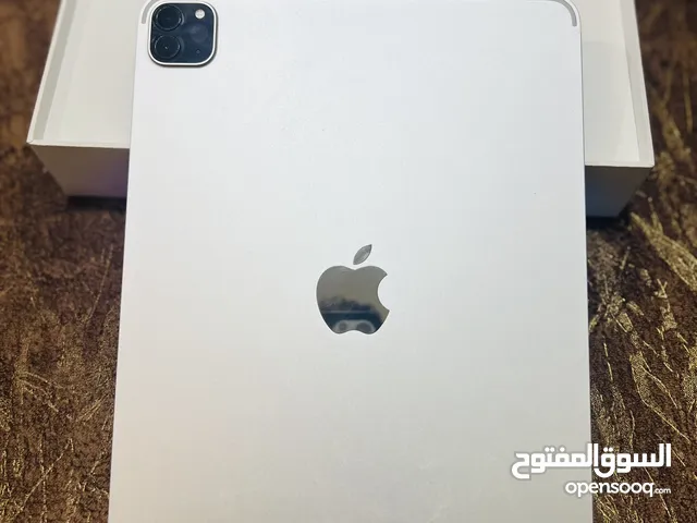 Apple iPad pro 4 128 GB in Amman