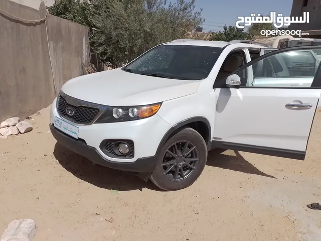 Used Kia Sorento in Tripoli